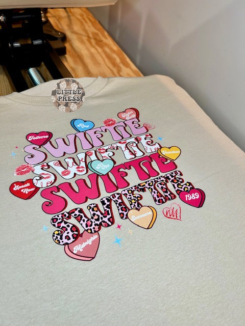 SWIFTIE YOUTH TEE